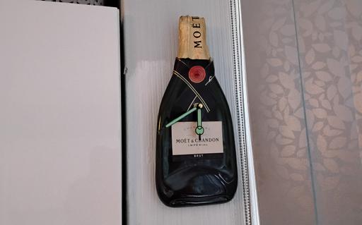  — retro glass moet wall clock cool unusual 