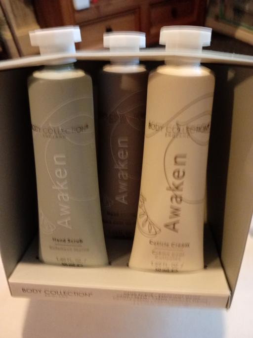  — brand new ladies GIFT SET