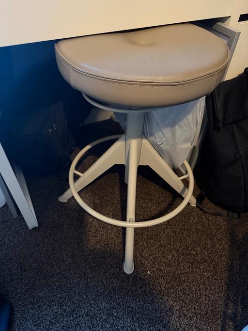  — Ikea stool