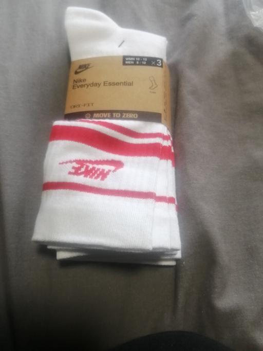  — Nike socks