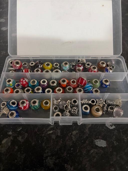  — Bracelet charms