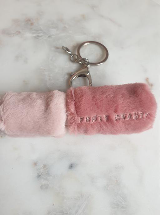  — Fenty Beauty Lipstick& Glassbomb Keyring