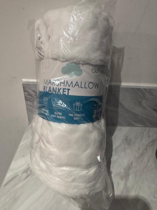  — Clair de Lune Marshmallow Baby Blanket