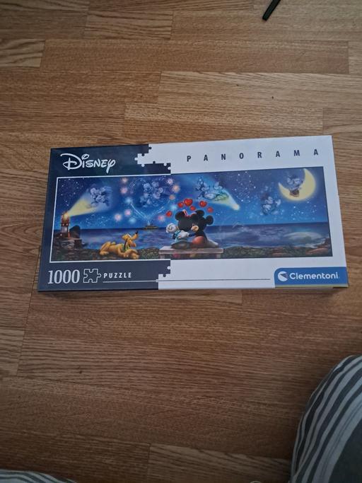  — Disney  jigsaw puzzle