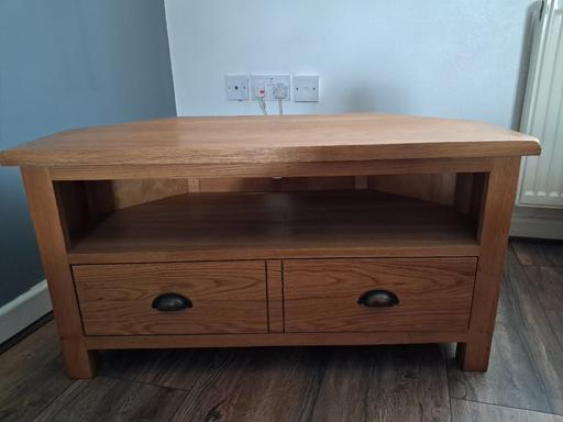  — tv stand