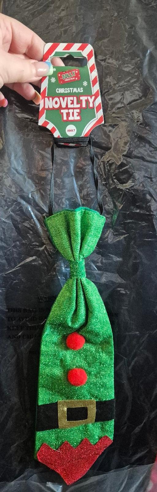  — new Xmas Novelty Tie Adults