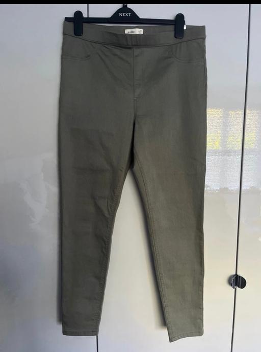  — Ladies M&S Olive Stretch Jeggings