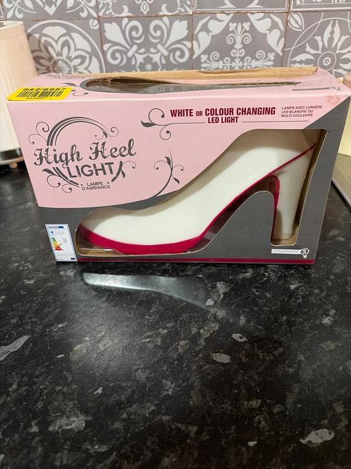  — High heel light