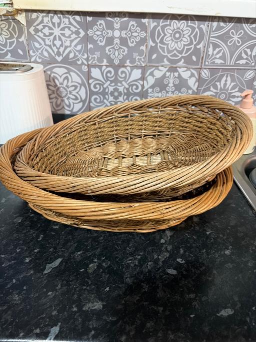  — Large basket x2