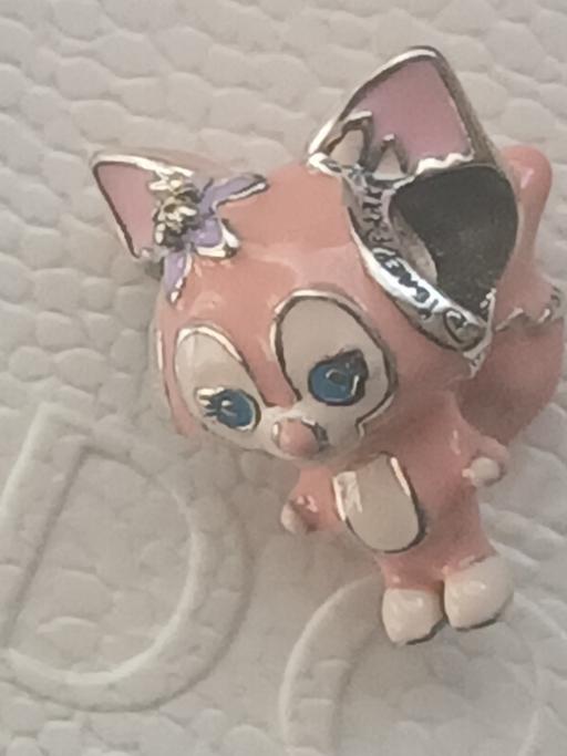  — Pandora 💕