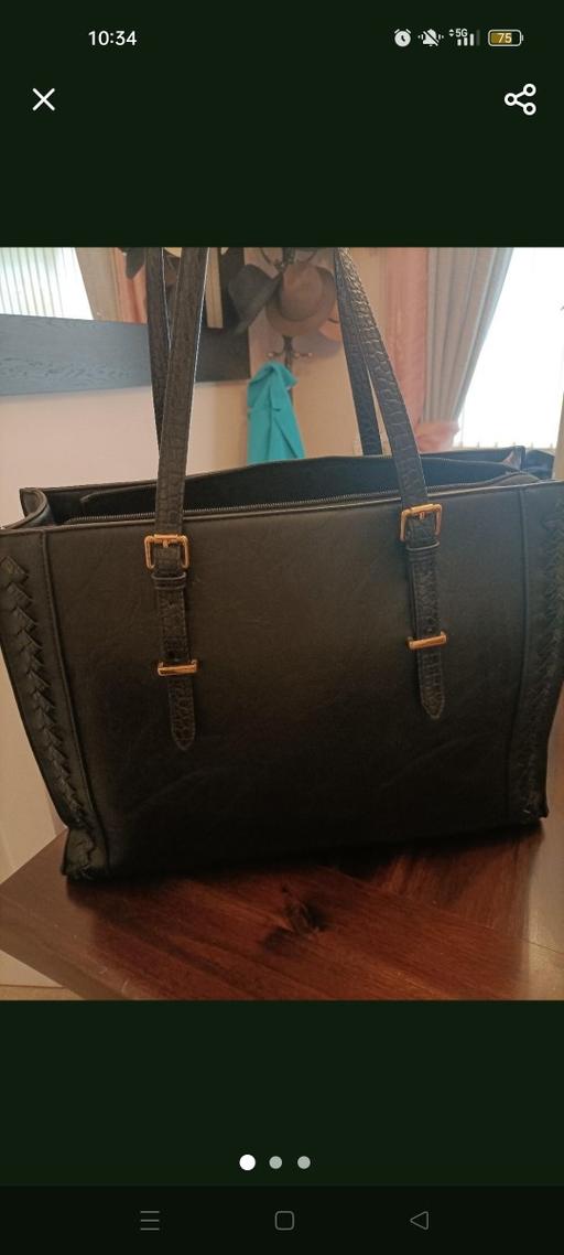  — ladies black smart laptop bag