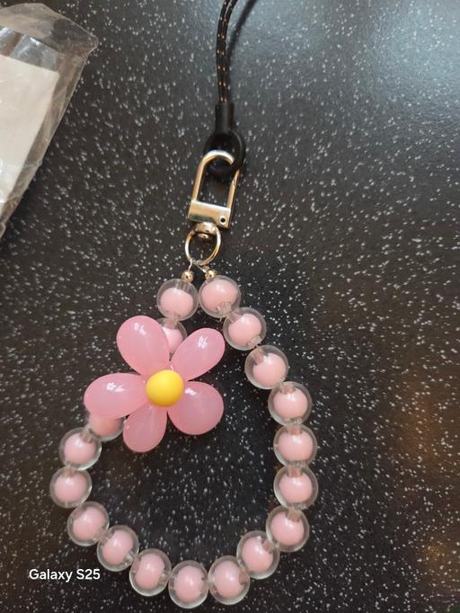  — phone charm