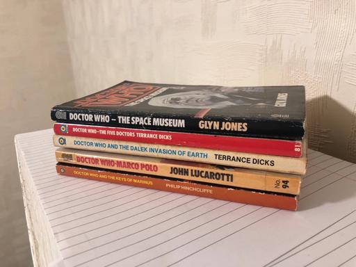  — Doctor Who - Vintage Paperback Book x 5