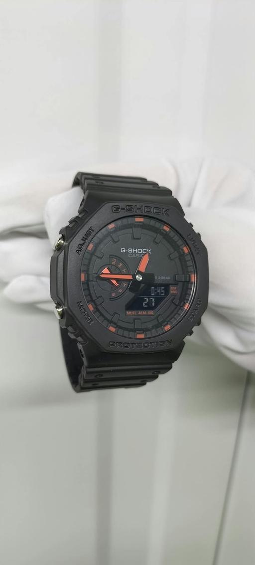  — G-shock watch - black/orange