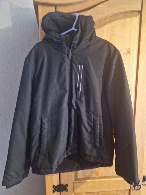  — girls coat size 8-9 years