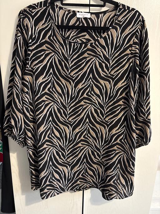  — Ladies blouse