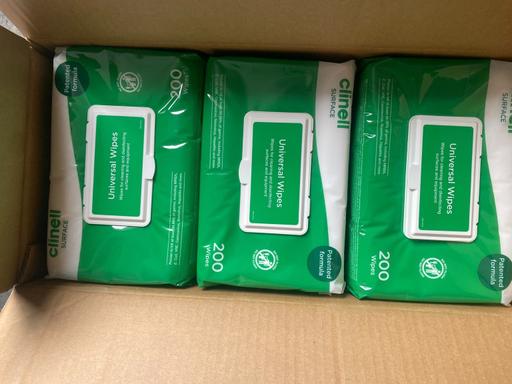  — Clinell Universal Cleaning disinfectant wipes