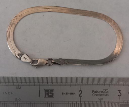  — Vintage Italy 925 Sterling Silver bracelet