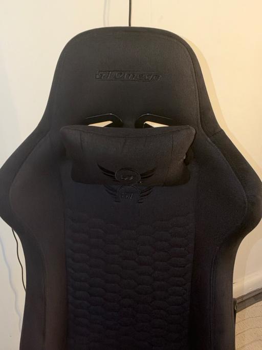  — Gt omega gaming chair