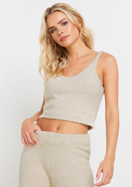  — Vest top )