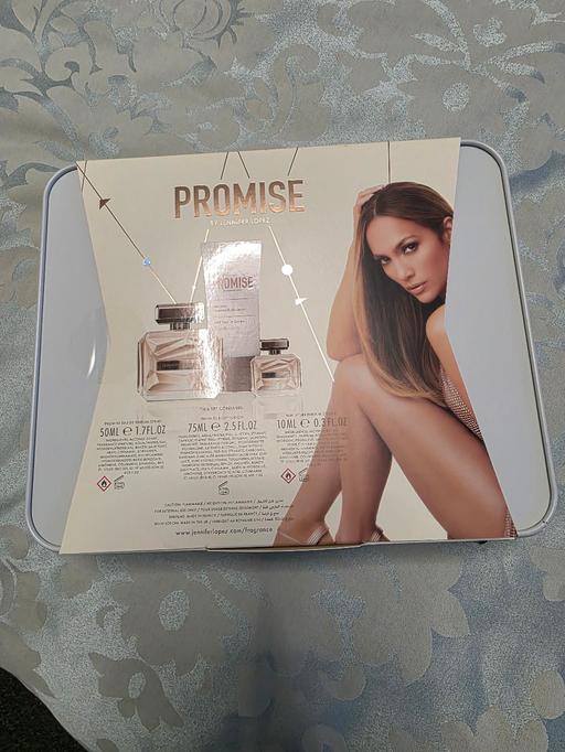  — gift set