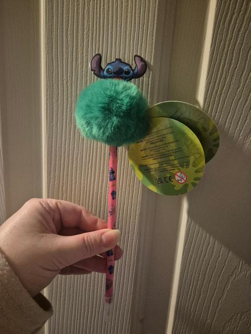  — new Disney Stitch Pom Pom Pen