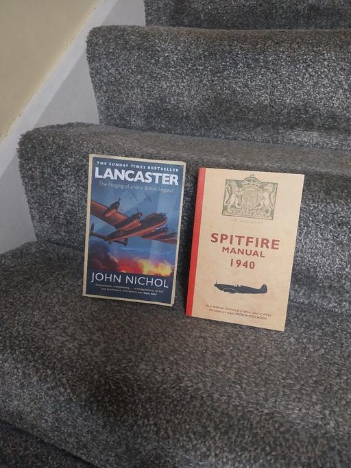  — 2 World War Aeroplane Books