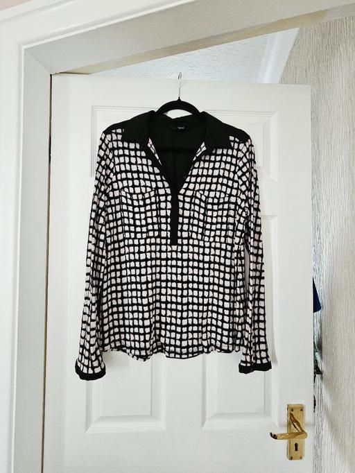  — Next long sleeved top, size 14..like new.