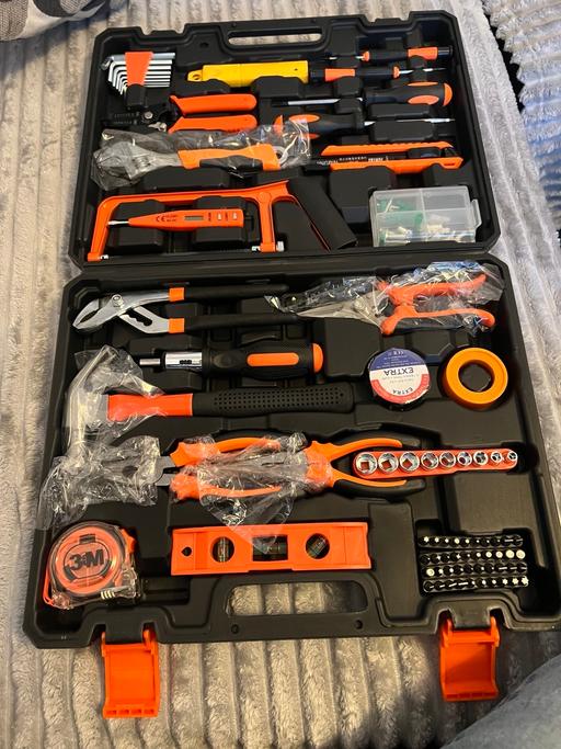  — Tool box