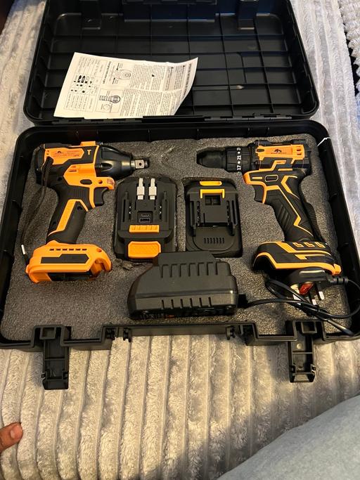  — Drill set