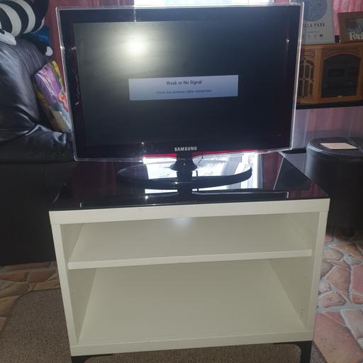 — Samsung 21 inch TV With Glass Top Stand ,Good