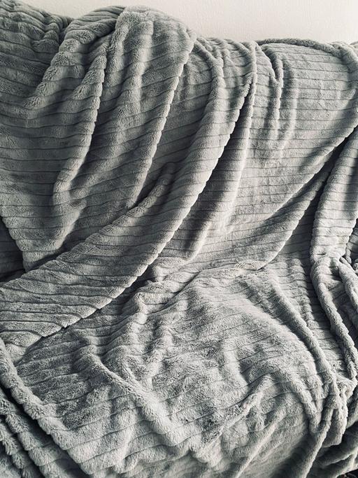  — King size duvet set 