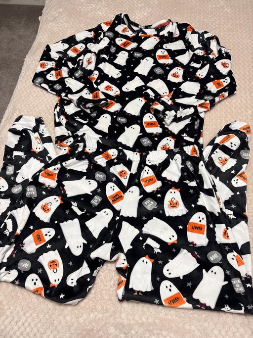  — Pjs (fluffy fleece material) 