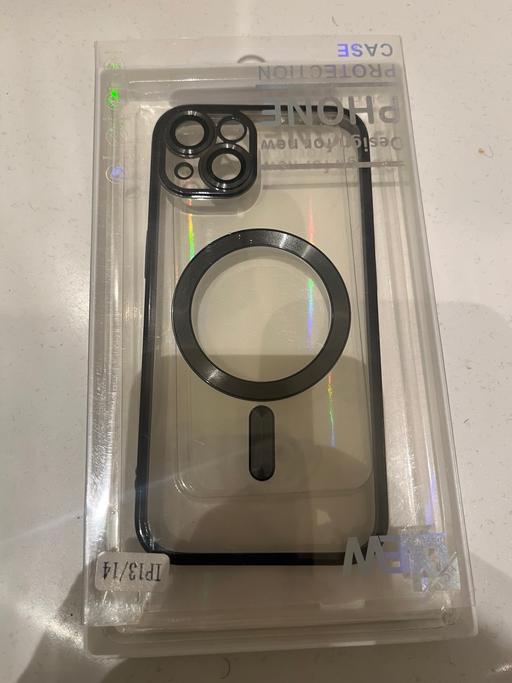  — iPhone 13/14 magnetic case