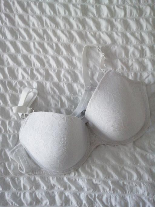  — ladies Bra size *40DD*
