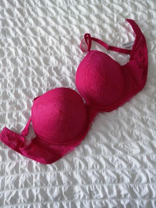  — ladies Bra size *38 DD*