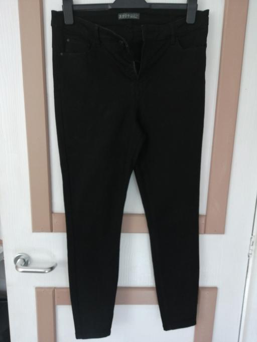  — ladies Jeggings size *16*