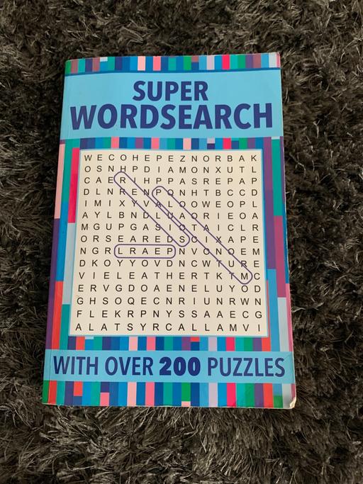  — Super word search book