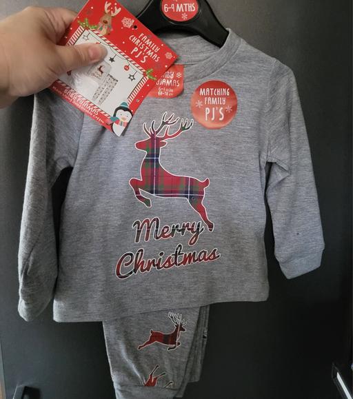  — new Baby Xmas Pyjamas