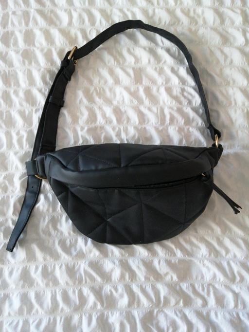  — ladies Bum bag
