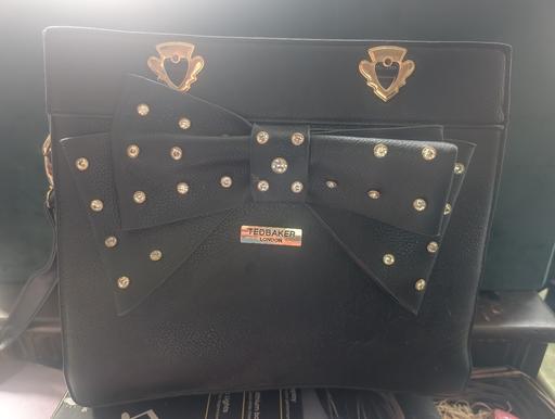  — Ted Baker bag