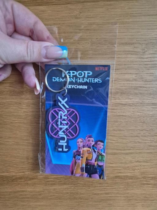  — new K-Pop Keychain