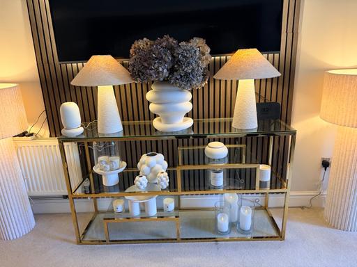  — Console table