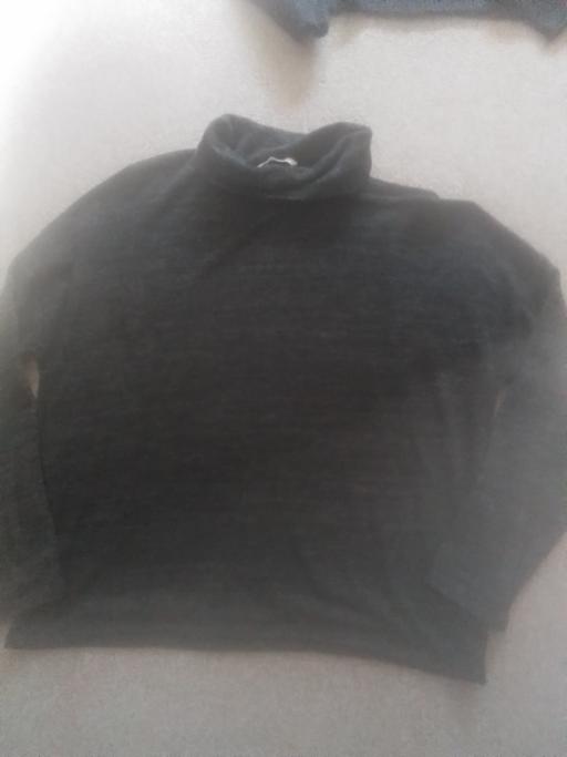  — H/M POLO JUMPER