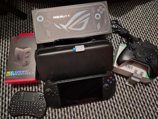  — Asus Rog Ally X handheld gaming PC Bundle