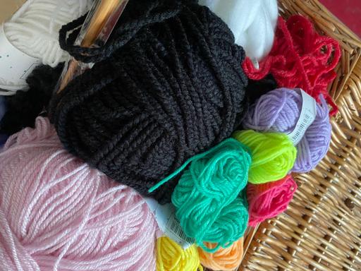  — Knitting selection