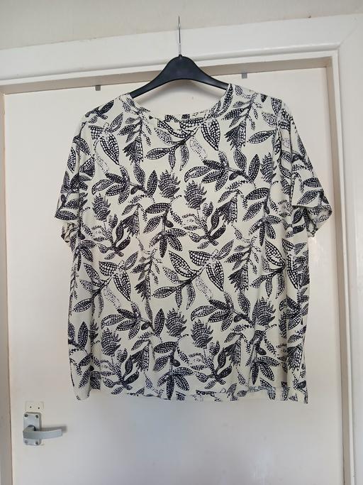  — 'T' Shirt