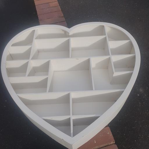  — Heart Shaped White Shelving Unit, 32 x 22 in