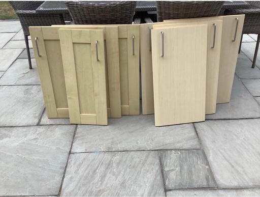  — Kitchen doors-free