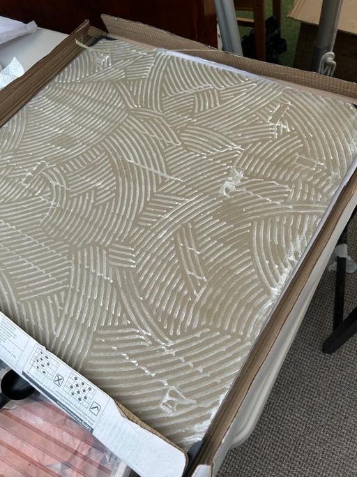  — Porcelain tiles